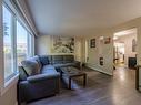 22-800 Southill Street, Kamloops, BC  - Indoor Photo Showing Living Room 