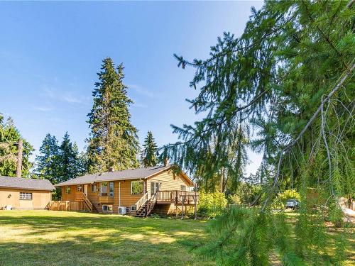 981 Pratt Rd, Hilliers, BC 