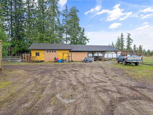 981 Pratt Rd, Hilliers, BC 