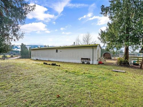 981 Pratt Rd, Hilliers, BC 