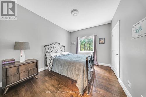 3269 Oak Street, Innisfil, ON - Indoor Photo Showing Bedroom