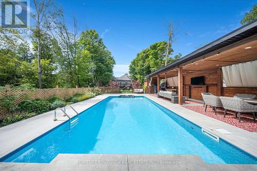 3269 Oak Street, Innisfil, ON - Outdoor With In Ground Pool