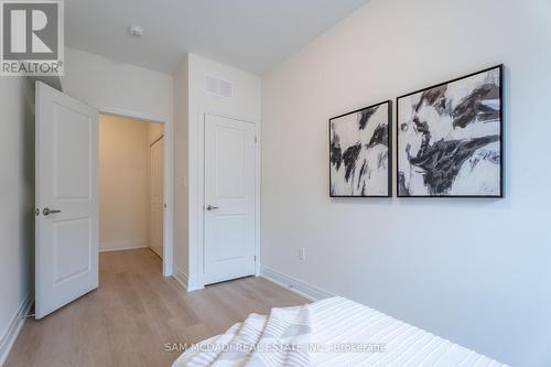 1982 Barber House Lane, Mississauga (Central Erin Mills), ON - Indoor Photo Showing Bedroom