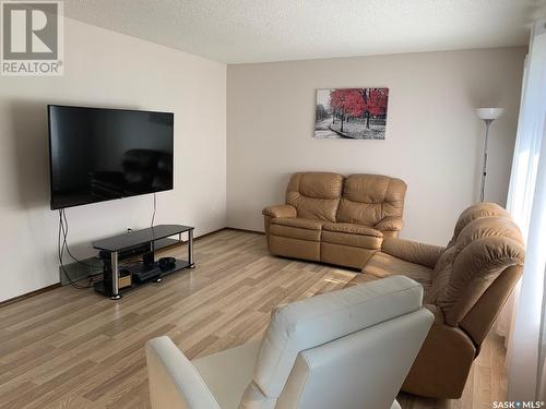 44 Campbell Place, Clavet, SK - Indoor Photo Showing Living Room