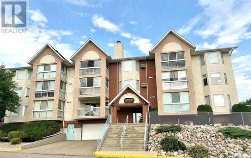 303 62 24Th Street, Battleford, SK - Outdoor With Balcony With Facade