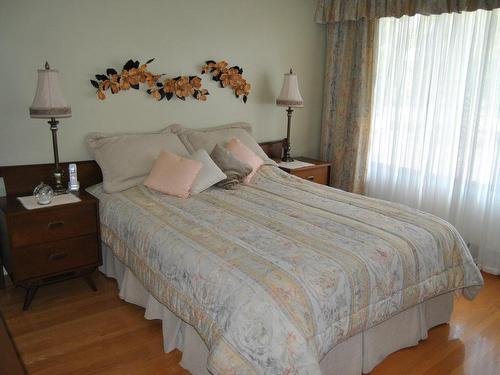 Chambre Ã  coucher principale - 8970 Rue Belcourt, Montréal (Saint-Léonard), QC - Indoor Photo Showing Bedroom