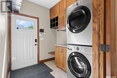 1320 Elliott Street, Saskatoon, SK - Indoor Photo Showing Laundry Room