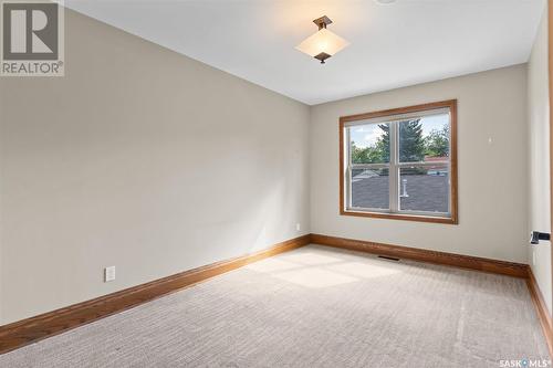 1320 Elliott Street, Saskatoon, SK - Indoor Photo Showing Other Room