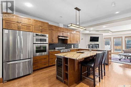 1320 Elliott Street, Saskatoon, SK - Indoor Photo Showing Kitchen With Stainless Steel Kitchen With Upgraded Kitchen