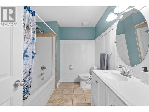 5169 South Ridge Drive, Kelowna, BC - Indoor Photo Showing Bathroom