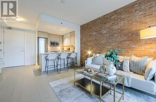 207 - 88 Colgate Avenue, Toronto (South Riverdale), ON - Indoor Photo Showing Living Room