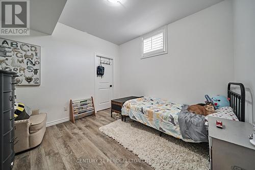 43 Harry Lee Crescent, Clarington, ON - Indoor Photo Showing Bedroom