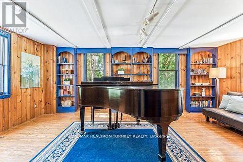 18846 Leslie Street, East Gwillimbury, ON - Indoor Photo Showing Other Room