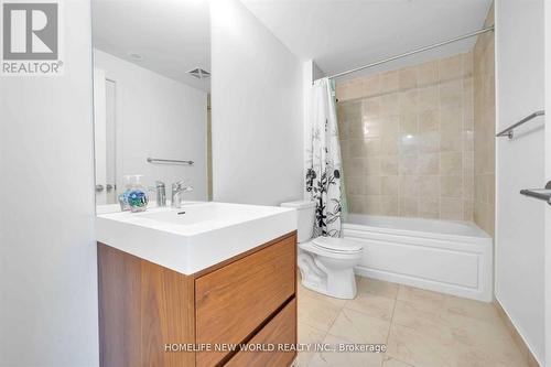 G07 - 1709 Bur Oak Avenue, Markham, ON - Indoor Photo Showing Bathroom