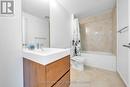 G07 - 1709 Bur Oak Avenue, Markham, ON  - Indoor Photo Showing Bathroom 