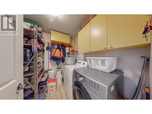 9307 62Nd Avenue Unit# 211, Osoyoos, BC - Indoor Photo Showing Laundry Room