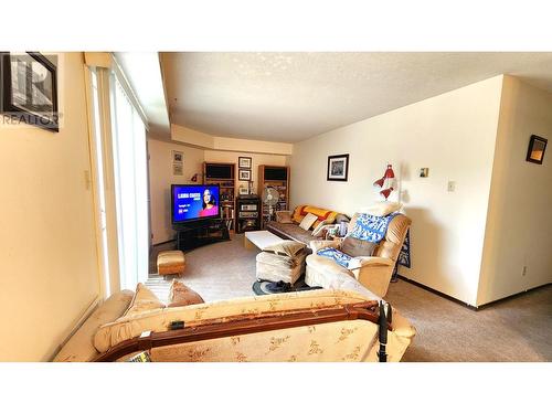 217-1560 Summit Drive, Kamloops, BC - Indoor Photo Showing Other Room