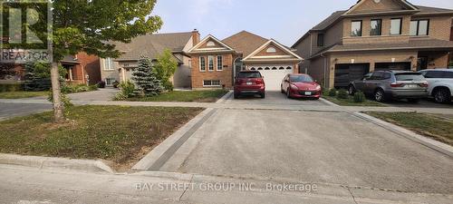 Bsmt - 799 Coldstream Drive, Oshawa, ON - Outdoor With Facade