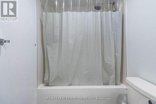 223 - 1787 St. Clair Avenue, Toronto (Weston-Pellam Park), ON - Indoor Photo Showing Bathroom