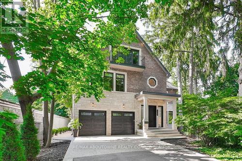 2409 Lakeshore Road, Burlington, ON - Outdoor