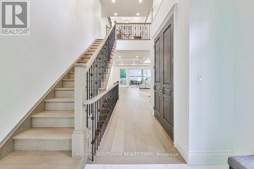 2409 Lakeshore Road, Burlington, ON - Indoor Photo Showing Other Room