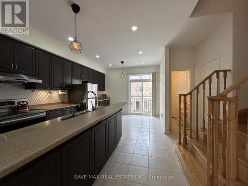 57 Sea Drifter Crescent, Brampton, ON - Indoor Photo Showing Kitchen With Upgraded Kitchen