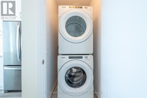 644 - 16 Concord Place, Grimsby, ON - Indoor Photo Showing Laundry Room