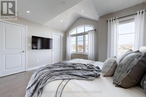 2620 Cerise Manor, Pickering, ON - Indoor Photo Showing Bedroom