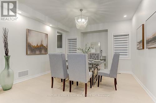 10 John Weddell Avenue, East Gwillimbury, ON - Indoor Photo Showing Dining Room