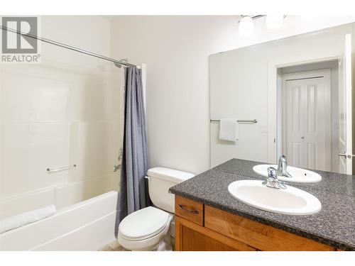 1927 Cornerstone Drive, West Kelowna, BC - Indoor Photo Showing Bathroom