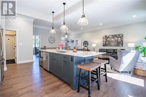 20 Henry O'Way, Chatham, ON - Indoor Photo Showing Kitchen