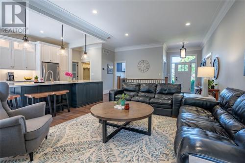 20 Henry O'Way, Chatham, ON - Indoor Photo Showing Living Room