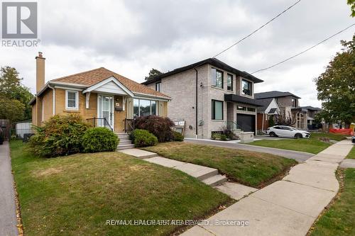 26 Edgecroft Road, Toronto (Stonegate-Queensway), ON - Outdoor With Facade