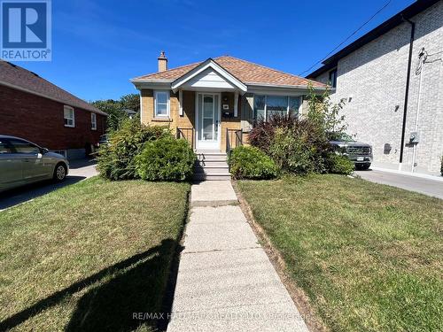 26 Edgecroft Road, Toronto, ON - Outdoor With Facade