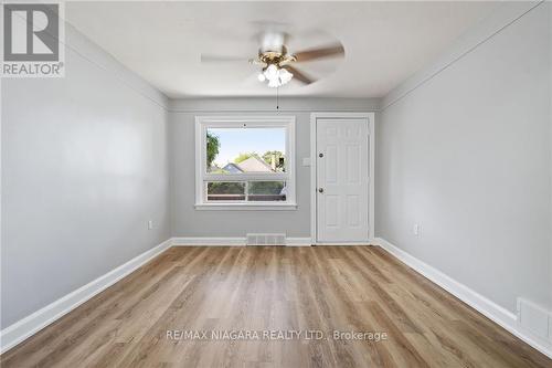 24 Victoria Street, St. Catharines, ON - Indoor Photo Showing Other Room