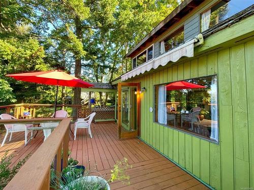 915 Mount Rd, Hornby Island, BC 