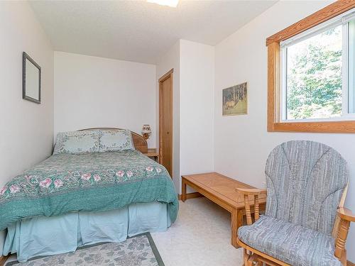 6100 Island Hwy West, Qualicum Beach, BC 