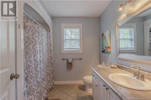 69 Bliss Carman Drive, Fredericton, NB - Indoor Photo Showing Bathroom