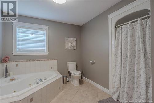 69 Bliss Carman Drive, Fredericton, NB - Indoor Photo Showing Bathroom