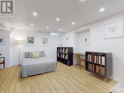 28 Bishop Crescent, Markham, ON - Indoor Photo Showing Bedroom