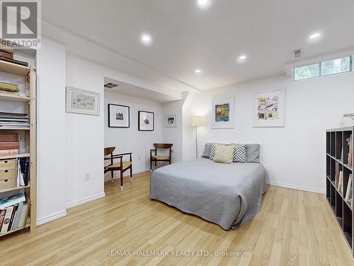 28 Bishop Crescent, Markham, ON - Indoor Photo Showing Bedroom