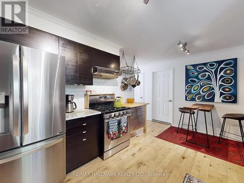 28 Bishop Crescent, Markham, ON - Indoor Photo Showing Kitchen