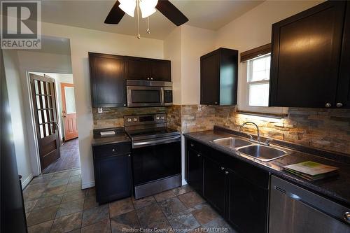 1450 Bruce Avenue, Windsor, ON - Indoor Photo Showing Kitchen With Double Sink