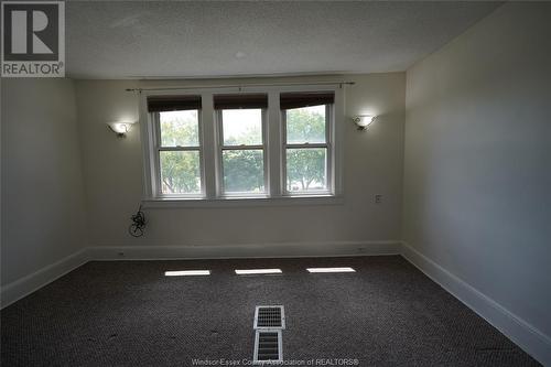 1450 Bruce Avenue, Windsor, ON - Indoor Photo Showing Other Room