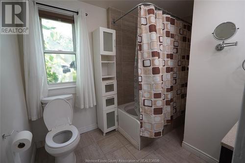 1450 Bruce Avenue, Windsor, ON - Indoor Photo Showing Bathroom