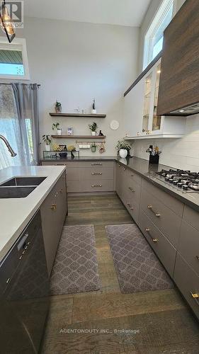 38 Betty Boulevard, Wasaga Beach, ON - Indoor Photo Showing Kitchen With Double Sink