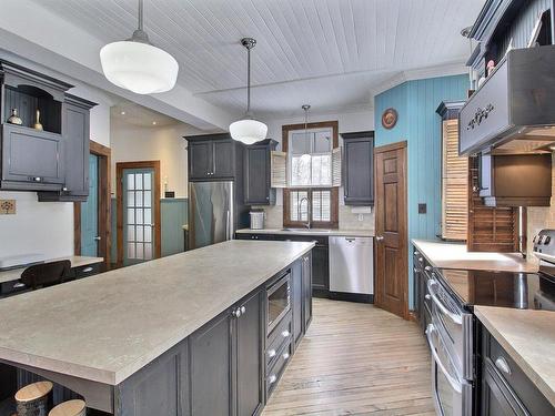 Kitchen - 2 Ch. Mountain, Bolton-Est, QC - Indoor Photo Showing Kitchen With Upgraded Kitchen