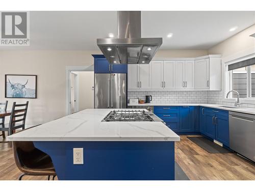 4120 20 Street, Salmon Arm, BC - Indoor Photo Showing Kitchen With Upgraded Kitchen