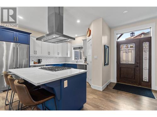 4120 20 Street, Salmon Arm, BC - Indoor Photo Showing Kitchen With Upgraded Kitchen