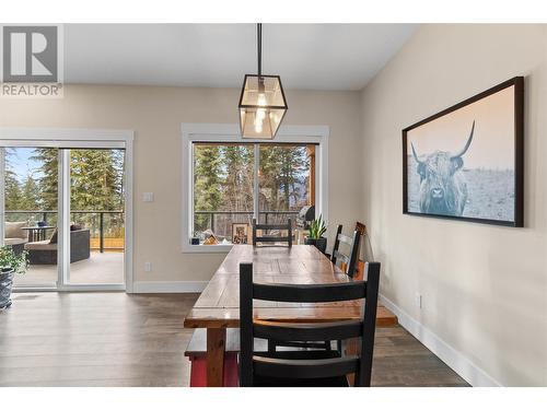 4120 20 Street, Salmon Arm, BC - Indoor Photo Showing Dining Room